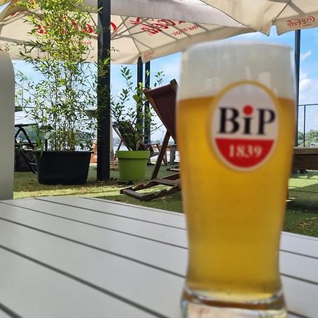 B&B Botel Charlie Beograd Eksteriør bilde