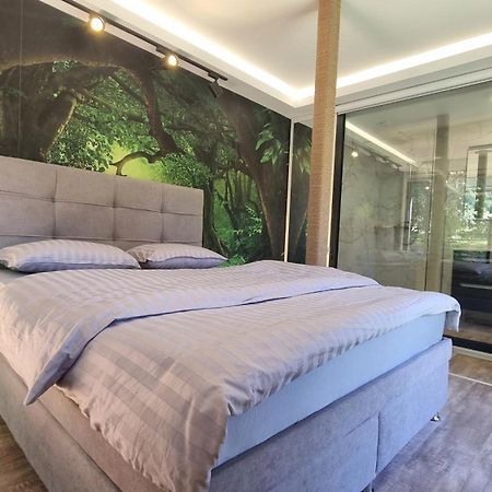 B&B Botel Charlie Beograd Eksteriør bilde