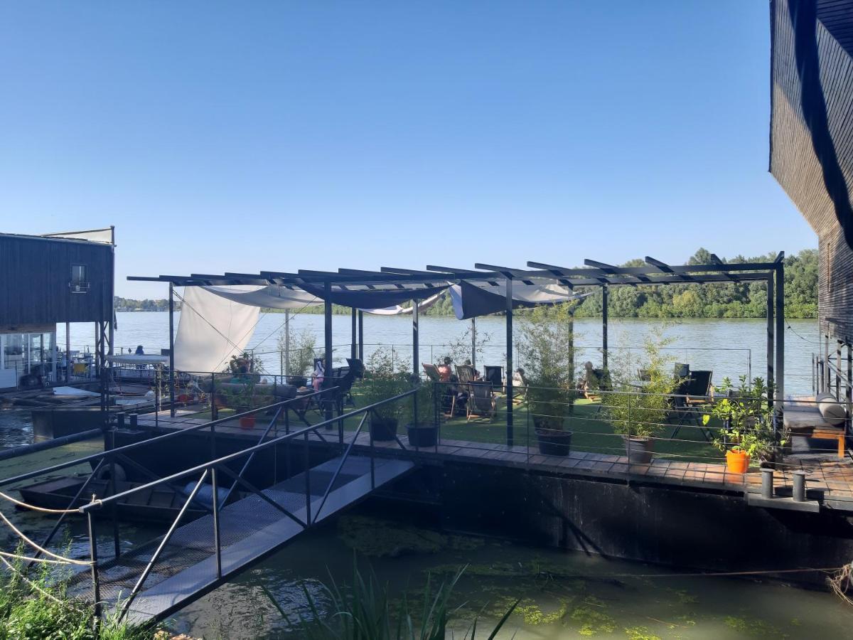 B&B Botel Charlie Beograd Eksteriør bilde