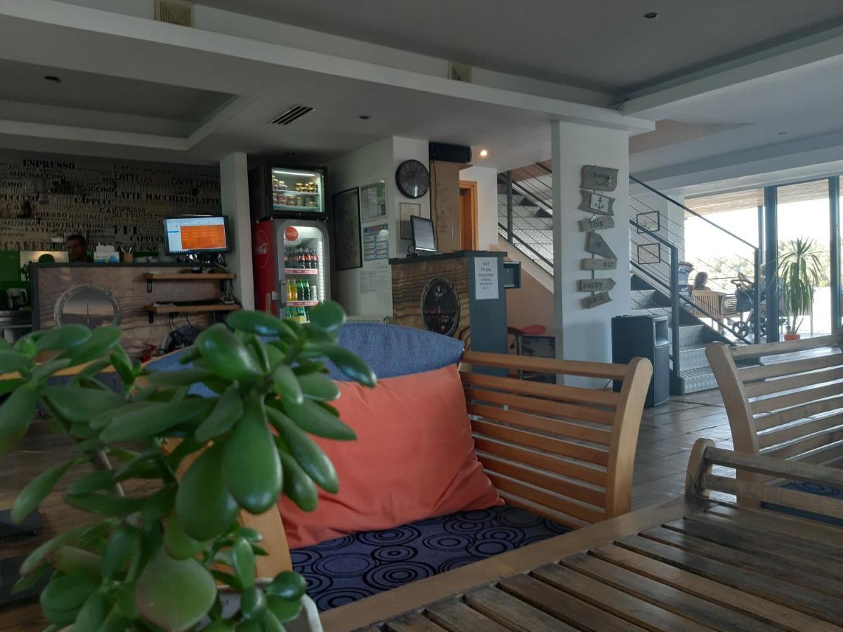B&B Botel Charlie Beograd Eksteriør bilde