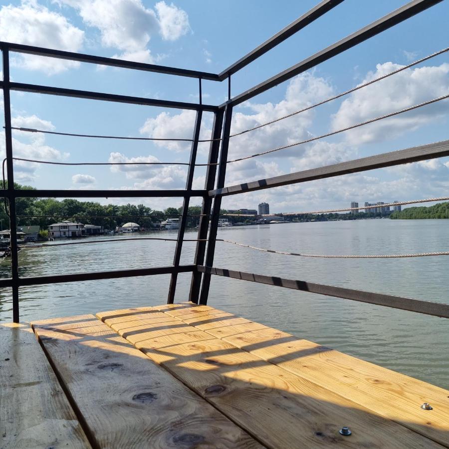 B&B Botel Charlie Beograd Eksteriør bilde