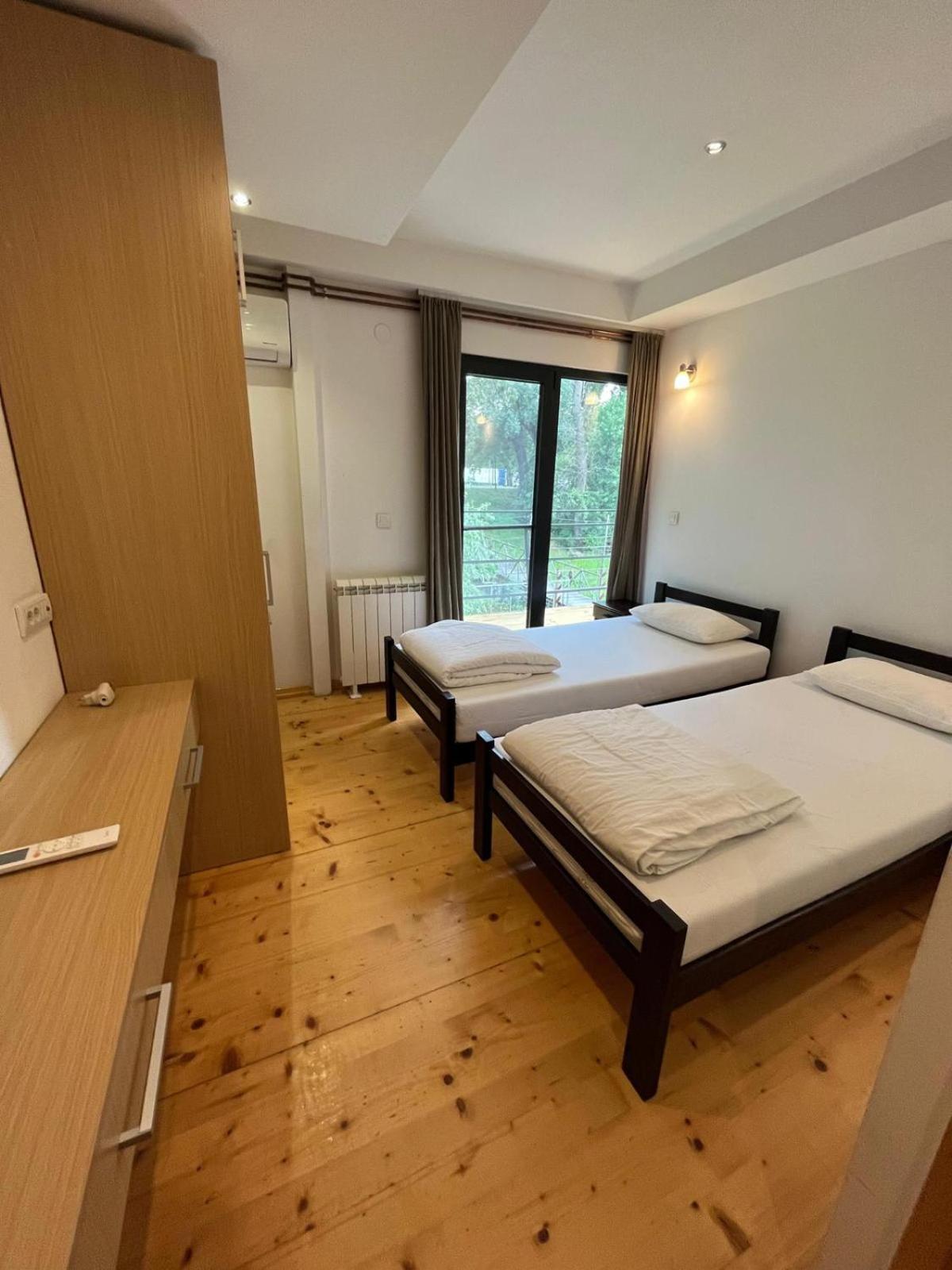 B&B Botel Charlie Beograd Rom bilde