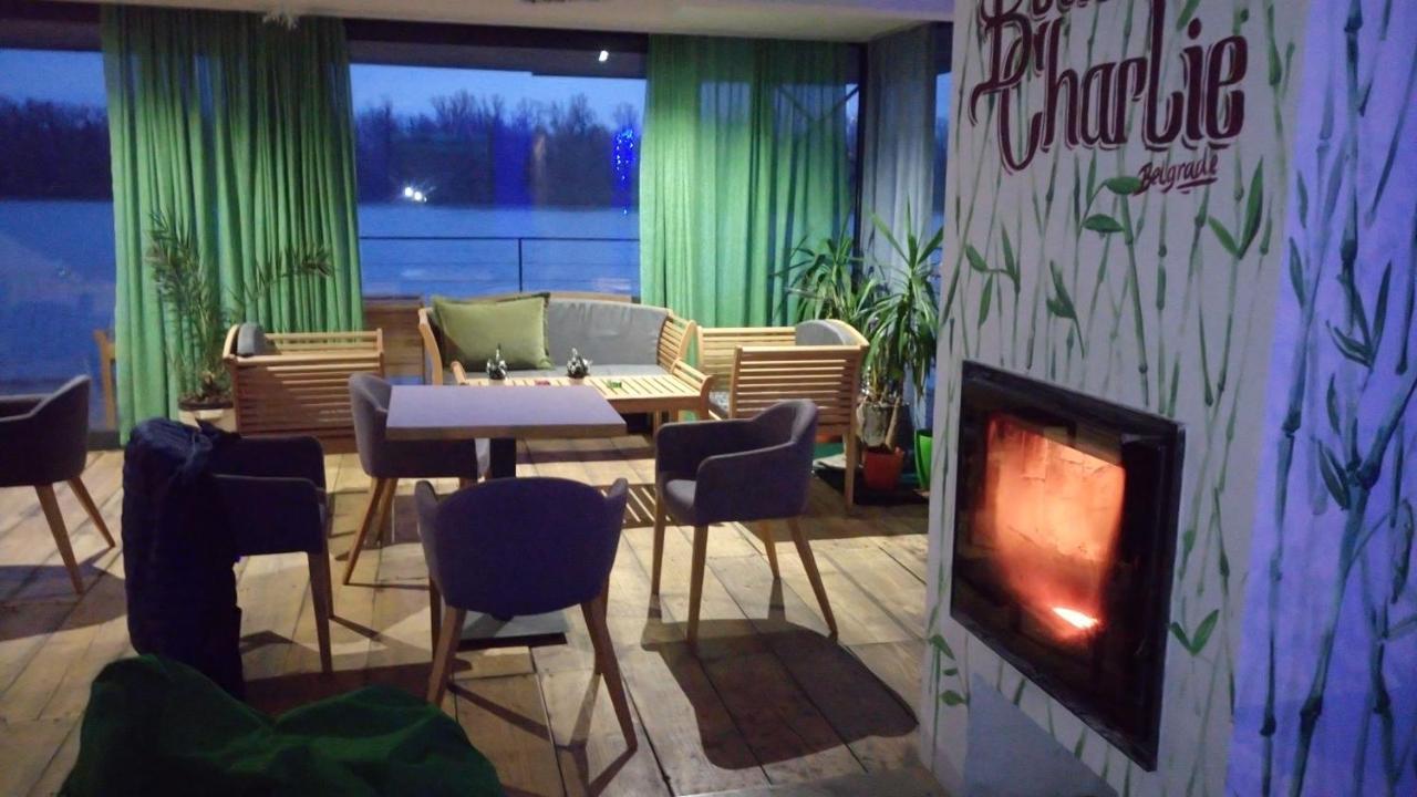 B&B Botel Charlie Beograd Eksteriør bilde